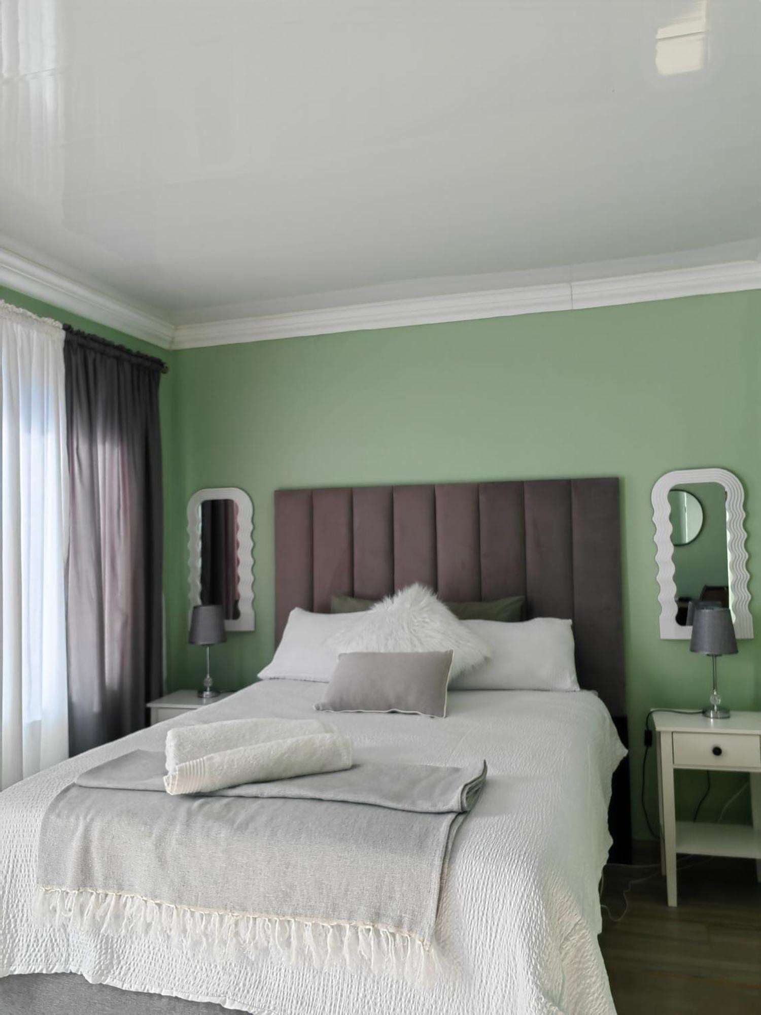 Back Of The Moon Guesthouse Kuruman Ngoại thất bức ảnh